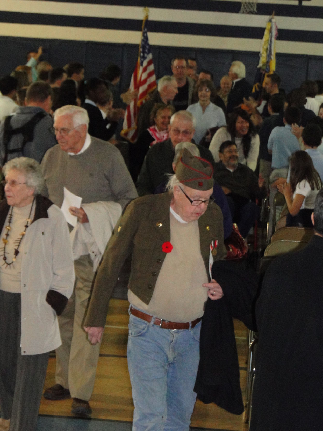 Crown Point school welcomes veterans Friday